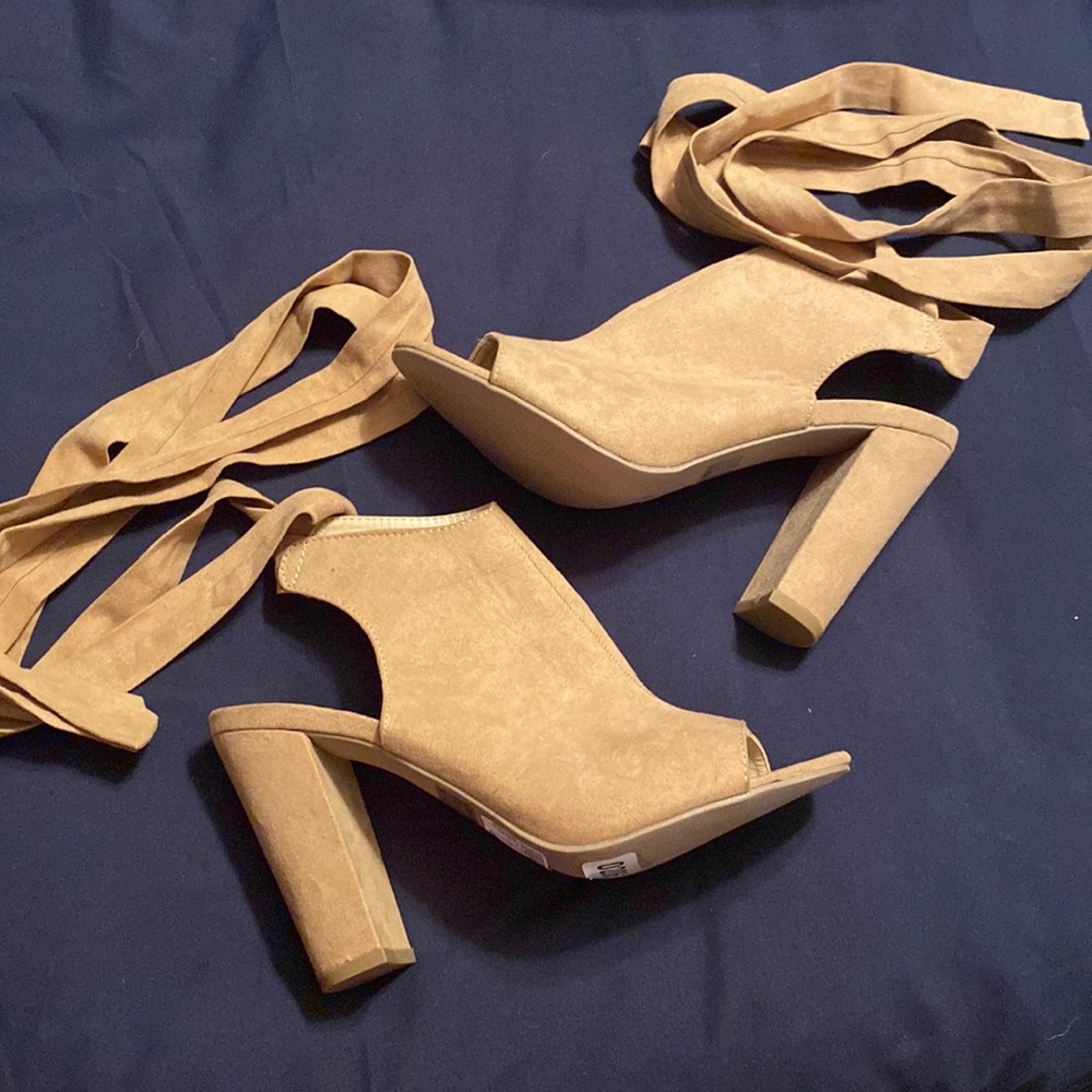 Tan Suede Tie up heels